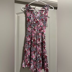 Forever 21 Spring Summer dress with lace-up back.